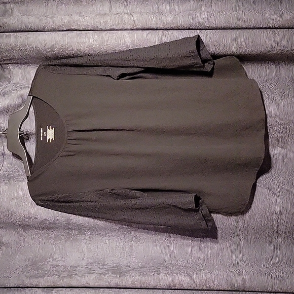 Van Heusen Top - Picture 1 of 6